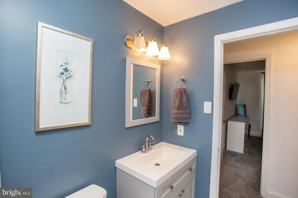 $2,200 | 33-48 Dogwood Lane, Unit C7, Horsham, PA 19044