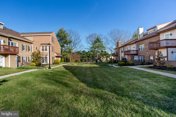 $2,200 | 33-48 Dogwood Lane, Unit C7, Horsham, PA 19044