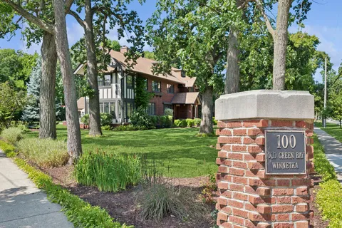 $3,200,000 | 100 Old Green Bay Road, Winnetka, IL 60093