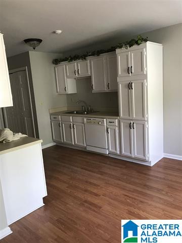 1040 Georgetown Lane Birmingham, AL 35217 - Photo 13 of 20