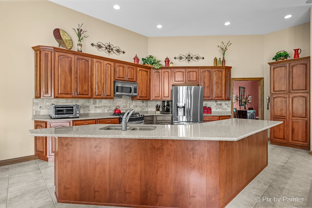 8316 Eagle Ridge Spring Grove, IL 60081 - Photo 13 of 44