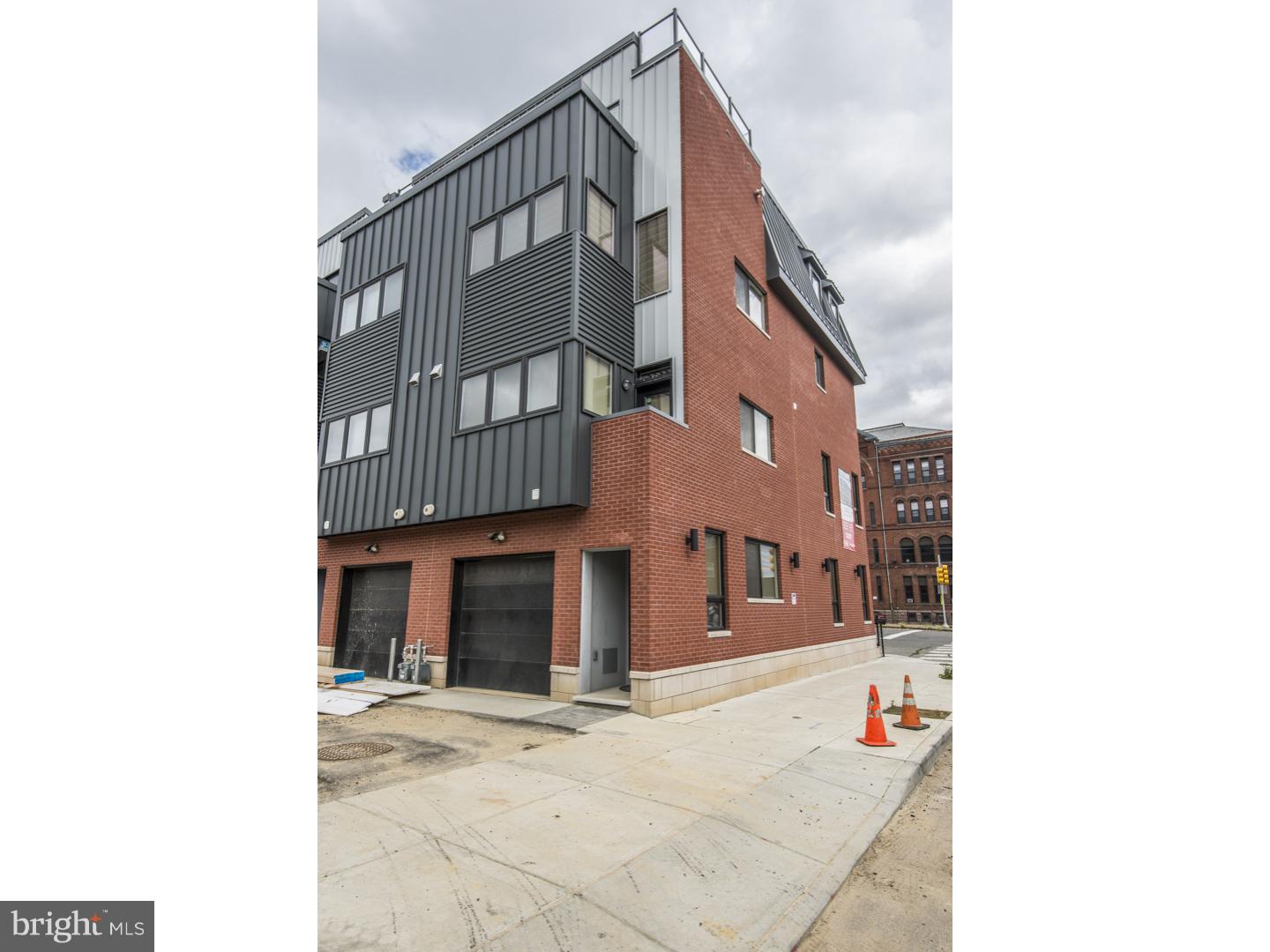 307-9 Reed Street, Unit C Philadelphia, PA 19147 - Photo 2 of 25