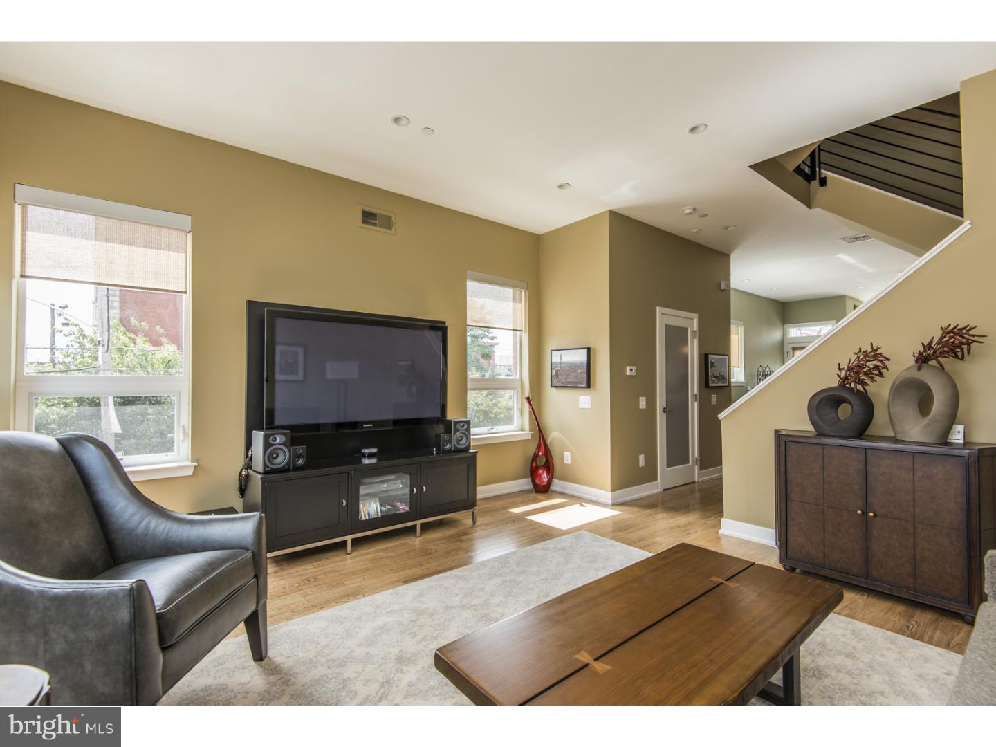 307-9 Reed Street, Unit C Philadelphia, PA 19147 - Photo 9 of 25