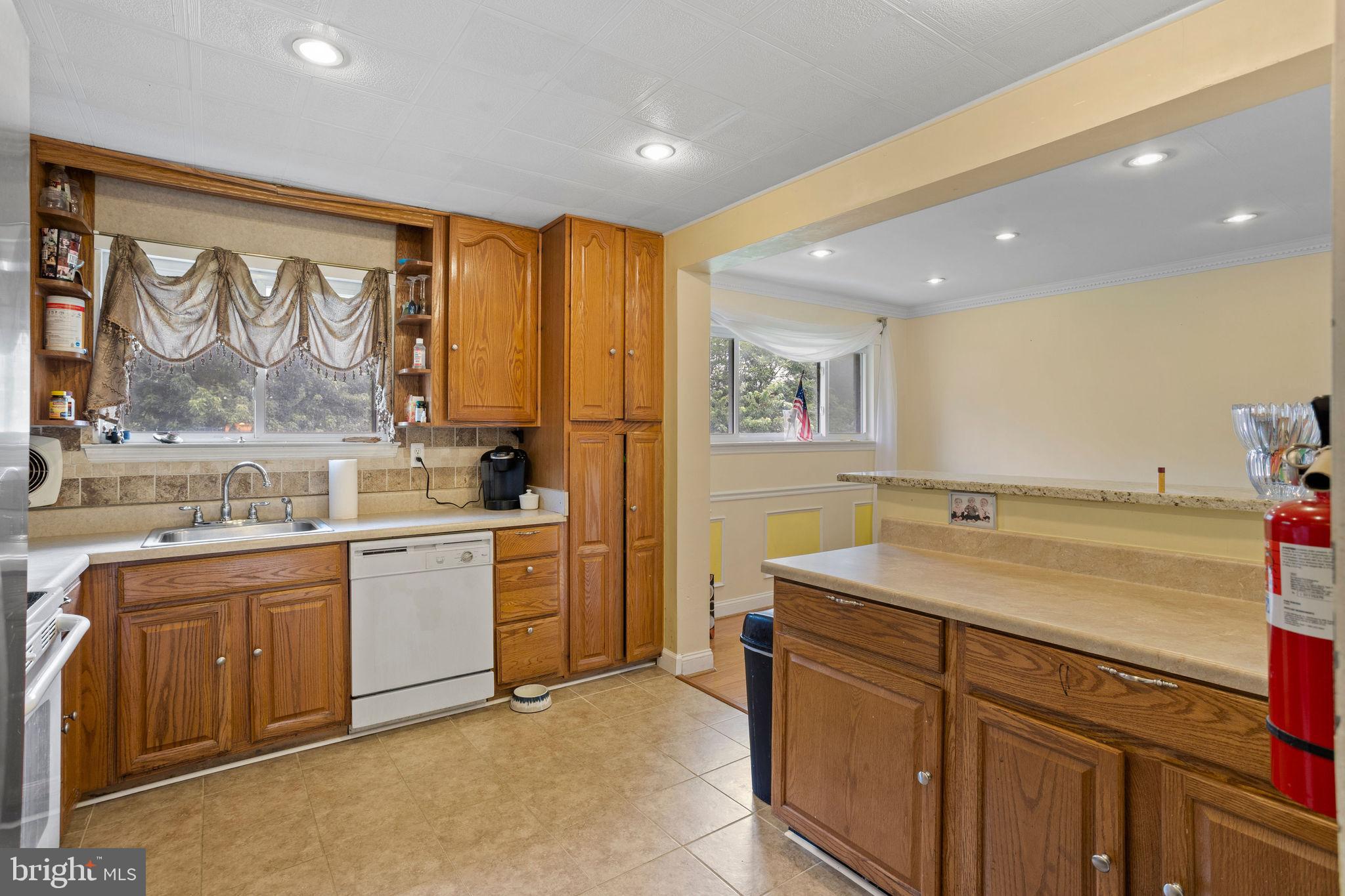 19 Stevens Drive Delran, NJ 08075 - Photo 10 of 30