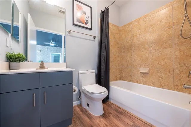 $2,000 | 898 Oak Street Southwest, Unit 1410, Atlanta, GA 30310