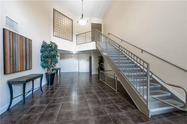 $2,000 | 898 Oak Street Southwest, Unit 1410, Atlanta, GA 30310