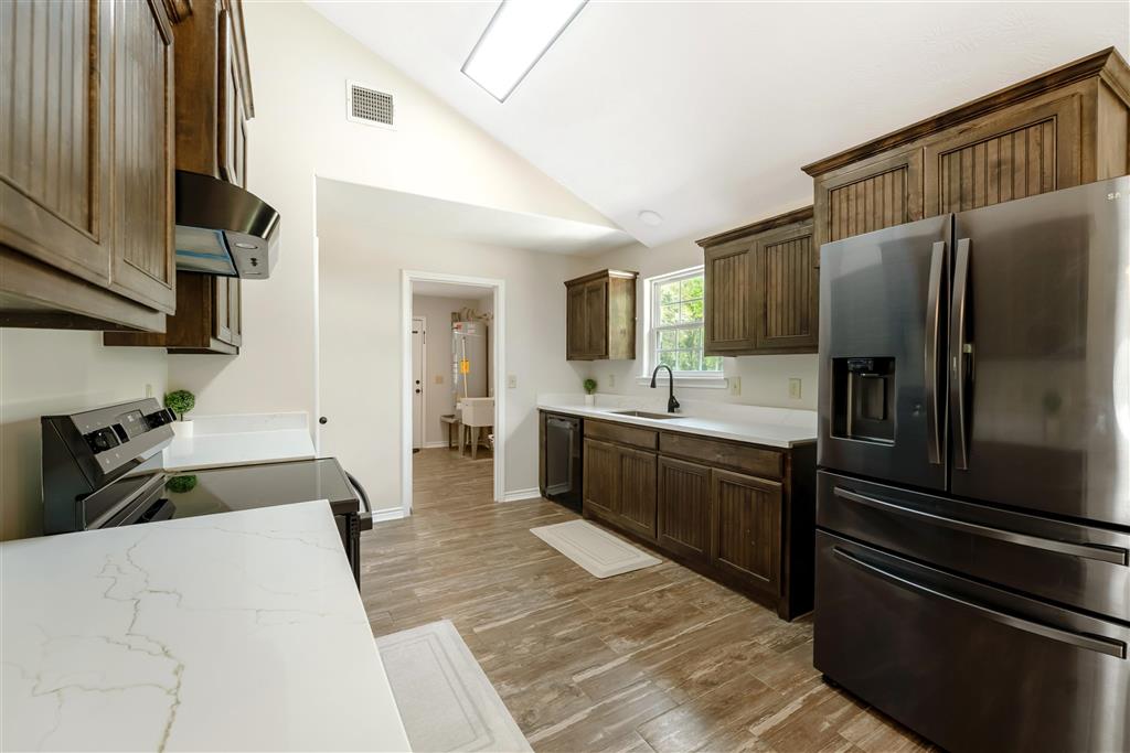 964 Green Moore Road Starks, LA 70661 - Photo 5 of 28