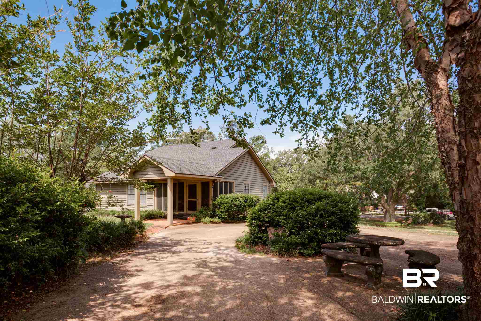 345 Liberty Street Fairhope, AL 36532 - Photo 5 of 26