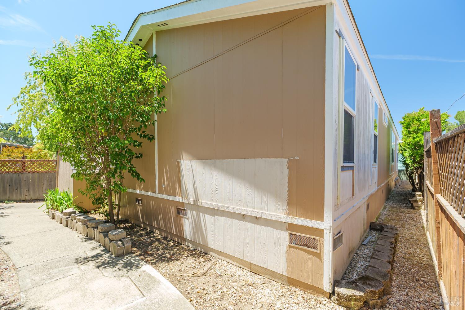 209 Yosemite Road San Rafael, CA 94903 - Photo 28 of 42