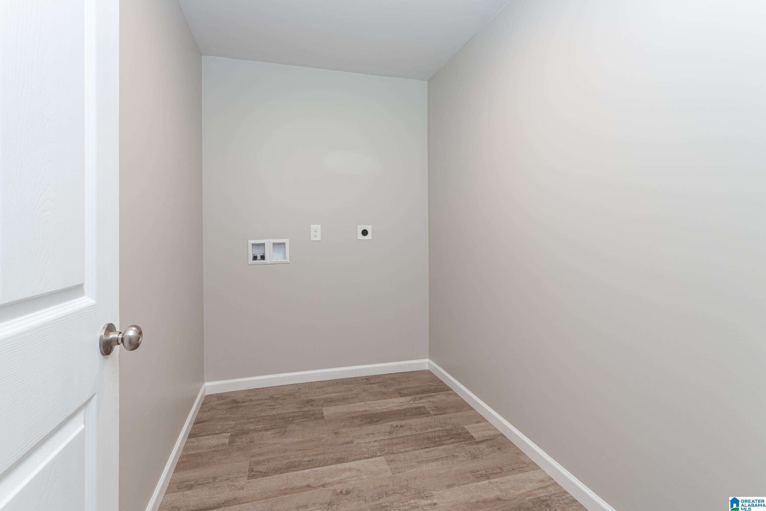 895 Bruce Street Anniston, AL 36201 - Photo 25 of 33