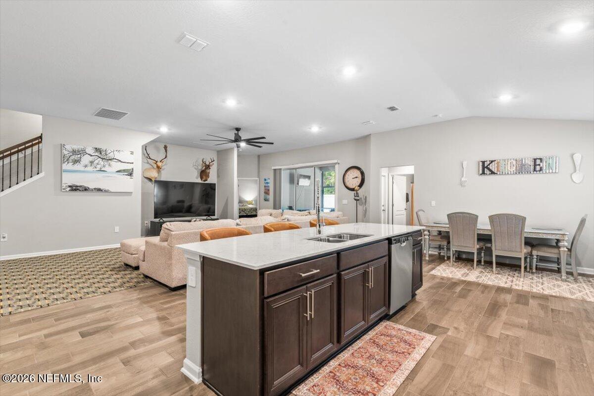 40 Pecan Rdg Court Jacksonville, FL 32218 - Photo 14 of 37 Kitchen