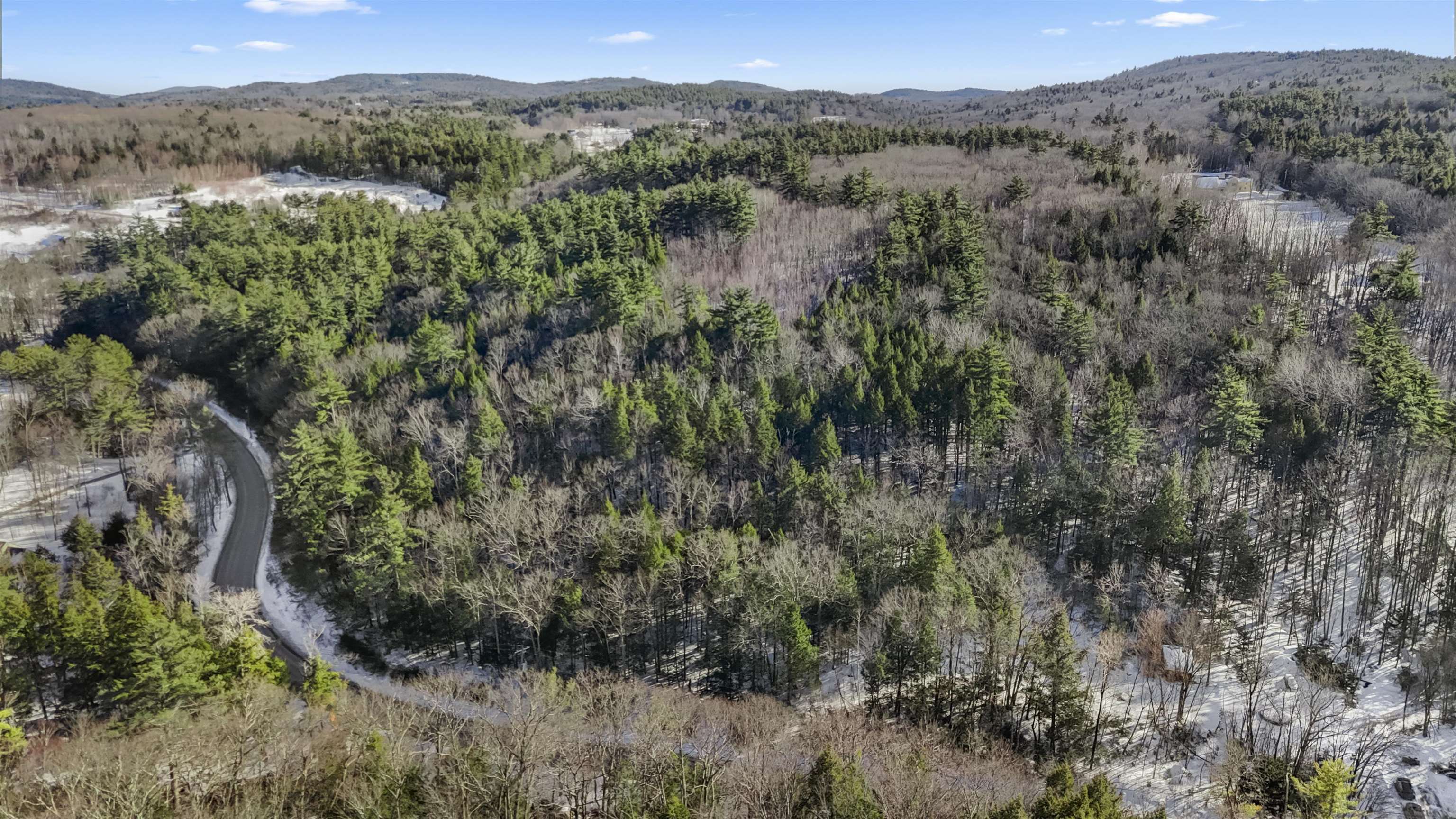 114 Thorndike Road, Unit 114 Weare, NH 03281 - Photo 5 of 16