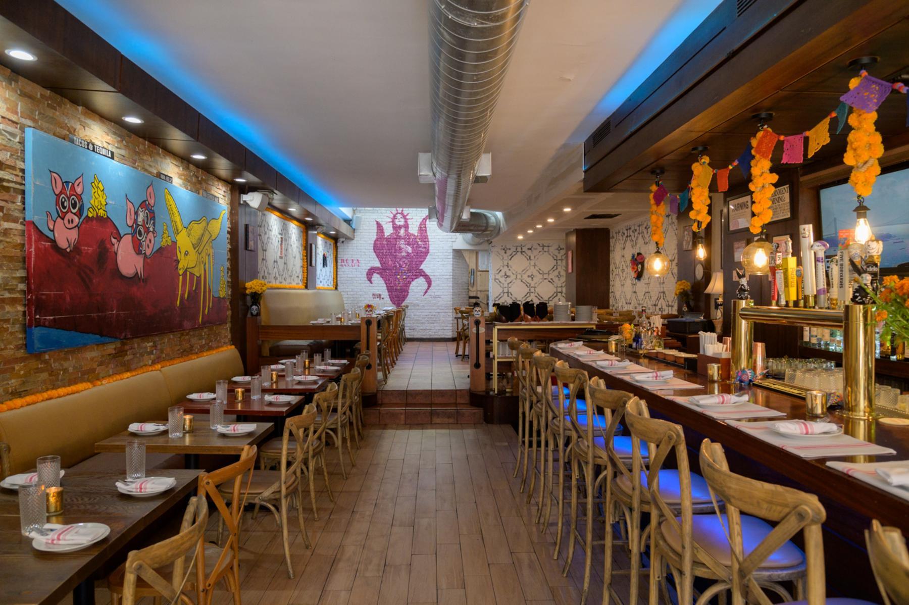 20 Halletts Point, Unit 22405 Queens, NY 11102 - Photo 32 of 47 a group of people sitting in a room