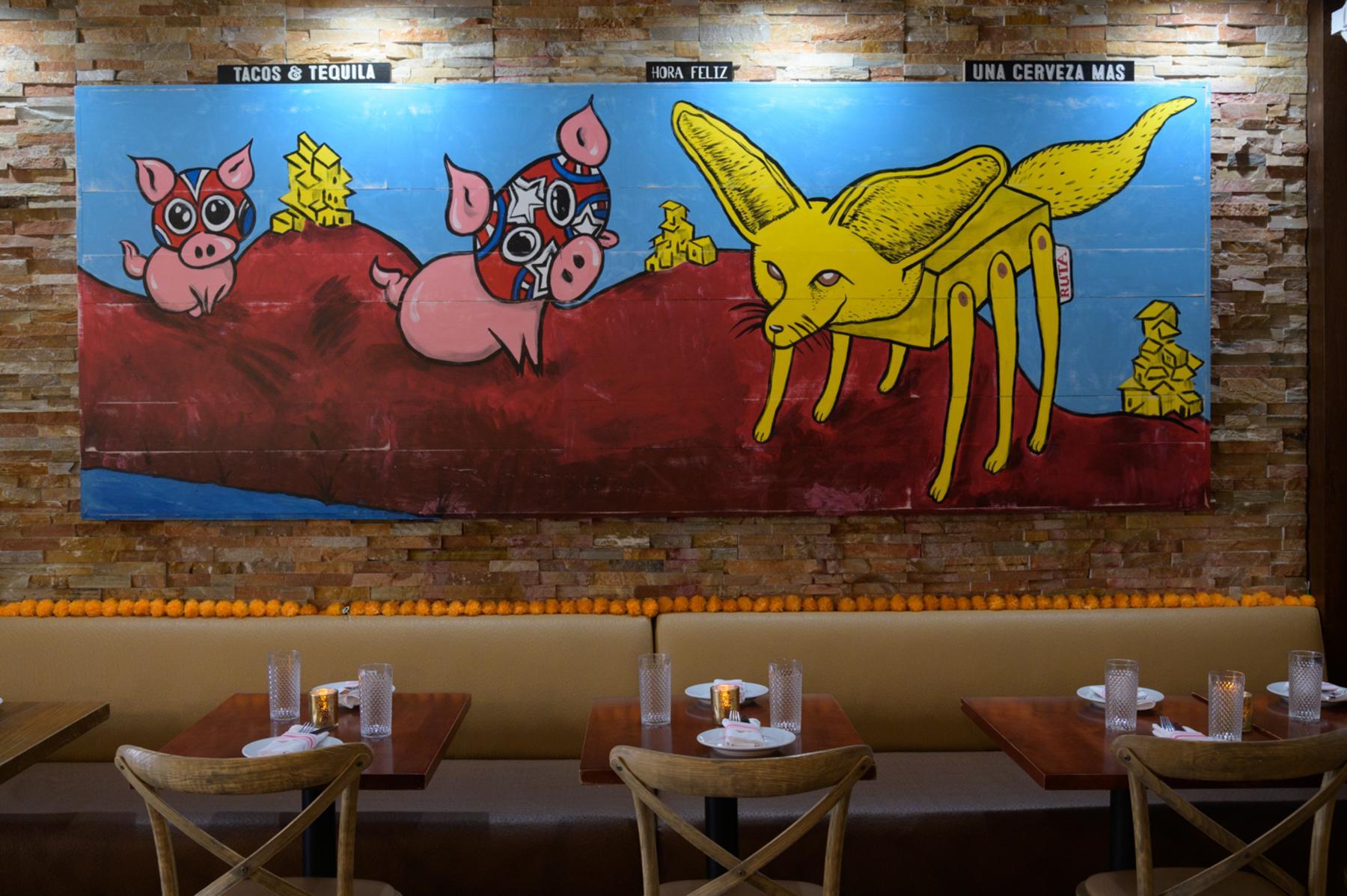 20 Halletts Point, Unit 22405 Queens, NY 11102 - Photo 38 of 47 a view of a chairs and table in patio