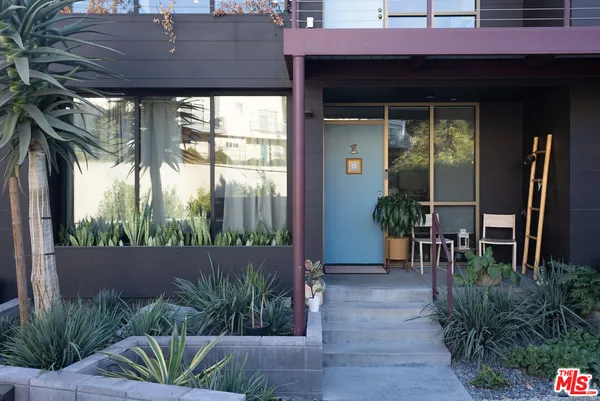 $4,495 | 2811 Waverly Drive, Unit 1, Los Angeles, CA 90039