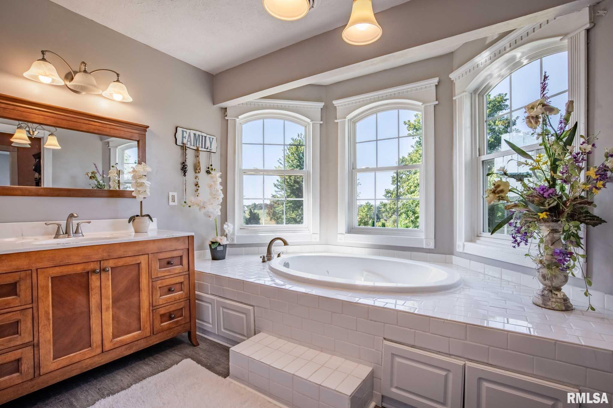 2532 Tyler Bridge Road Creal Springs, IL 62922 - Photo 18 of 61 Gallery Image 18