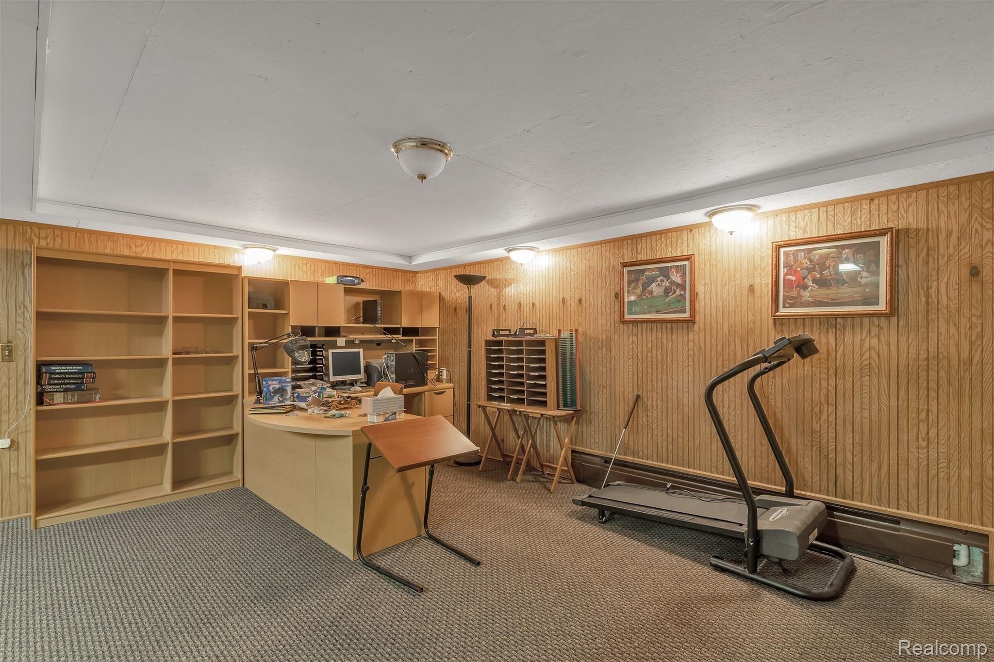 1330 South Genesee Road Burton, MI 48509 - Photo 34 of 49 34-1330 S. Genesee-Windowstill Real Estate Photography-34