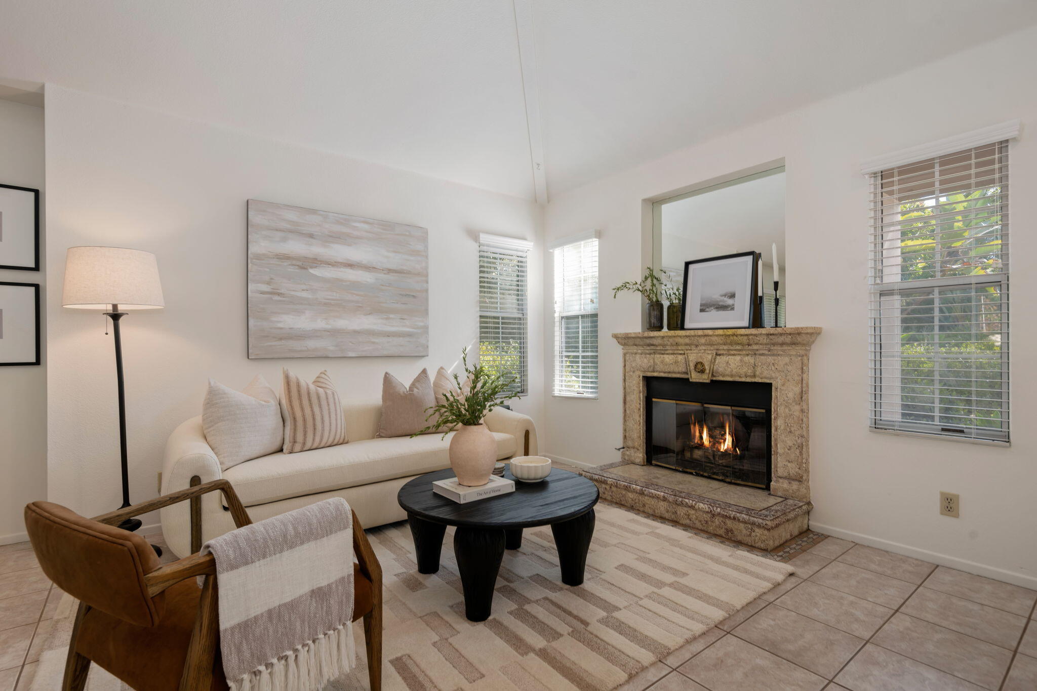 3709 Greggory Way, Unit 2 Santa Barbara, CA 93105 - Photo 5 of 35 10 - Living Room