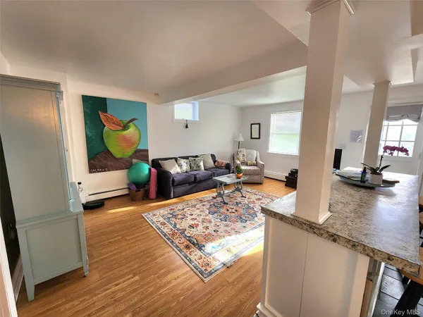 $1,600 | 12 Traver Road, Staatsburg, NY 12580