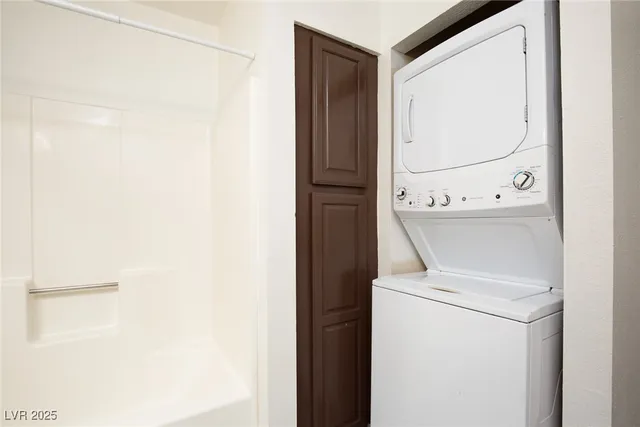 $1,163 | 4050 Pacific Harbors Drive, Unit 245, Las Vegas, NV 89121