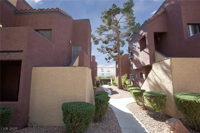 $1,163 | 4050 Pacific Harbors Drive, Unit 245, Las Vegas, NV 89121