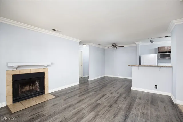 $1,163 | 4050 Pacific Harbors Drive, Unit 245, Las Vegas, NV 89121