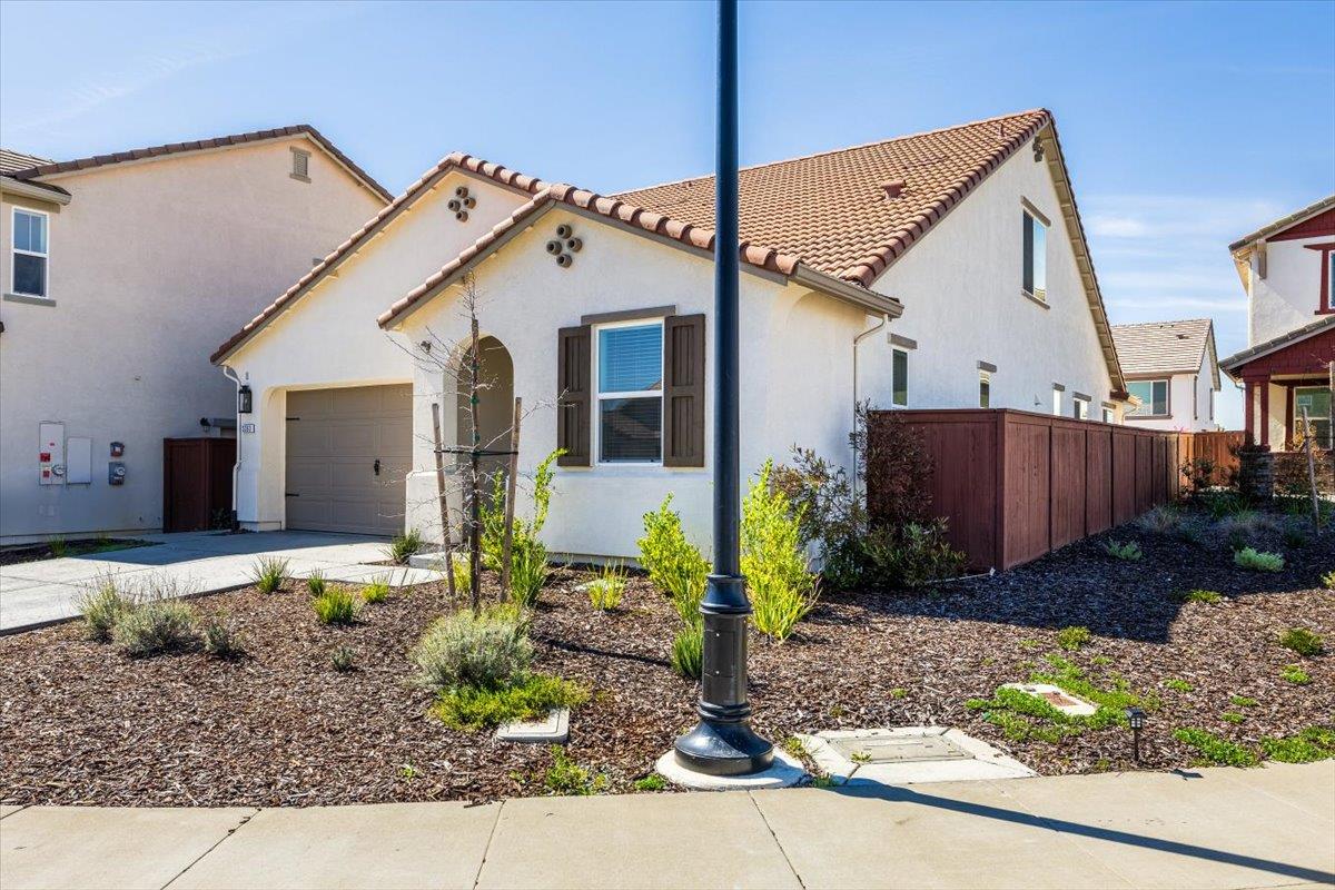 3363 Apollo Court Folsom, CA 95630 - Photo 2 of 31