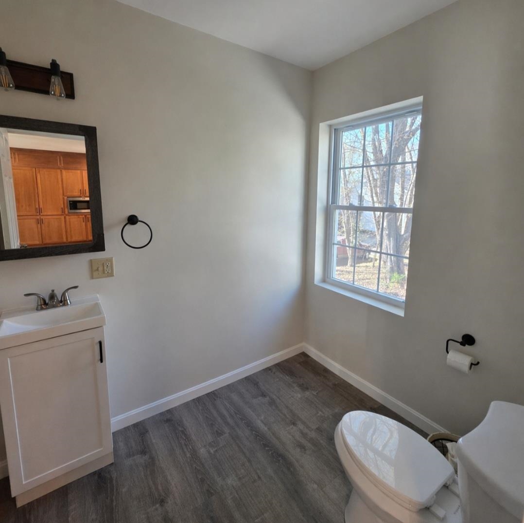 26 Mechanic Street Winchester, NH 03470 - Photo 11 of 43