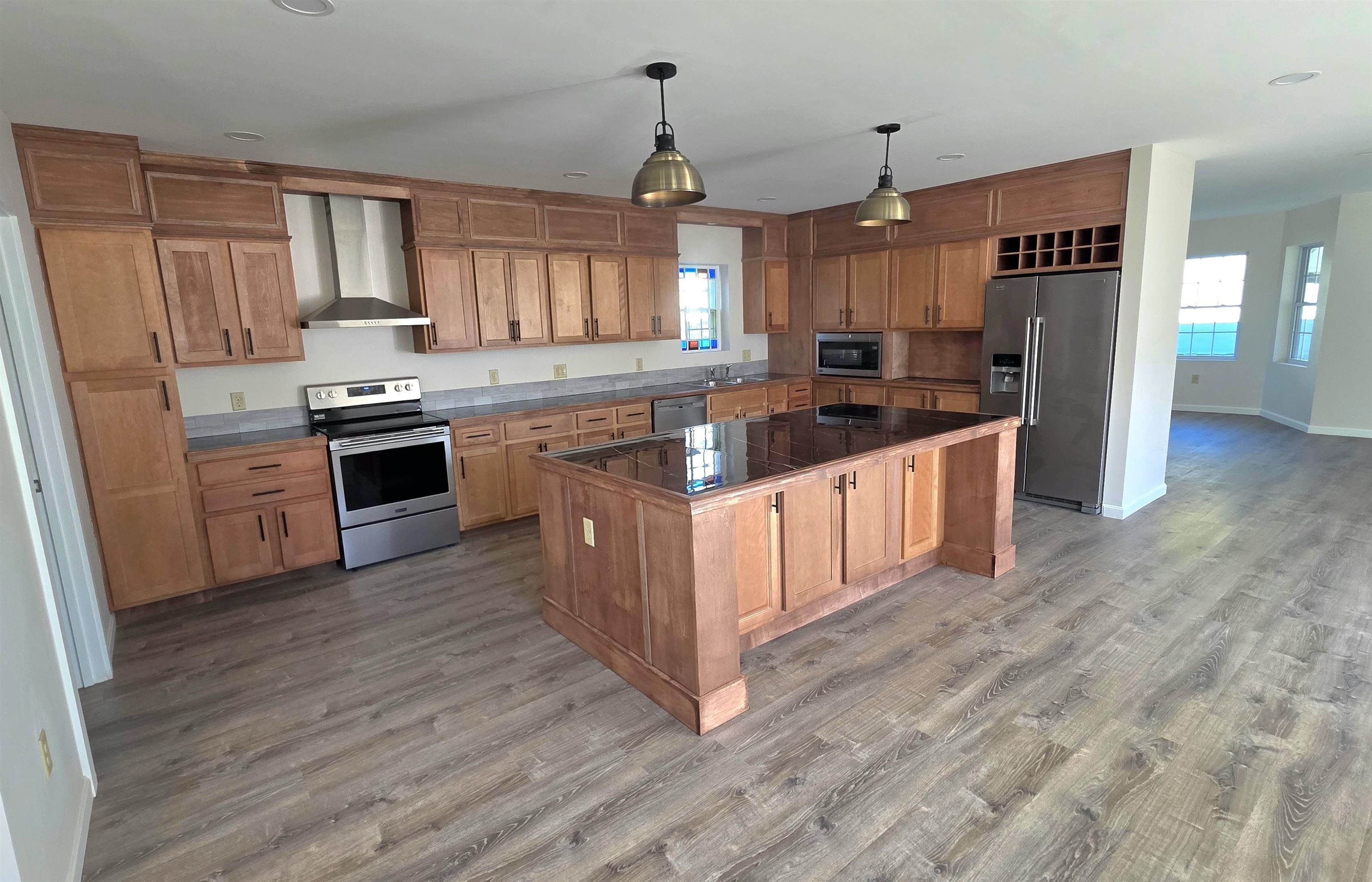 26 Mechanic Street Winchester, NH 03470 - Photo 7 of 43