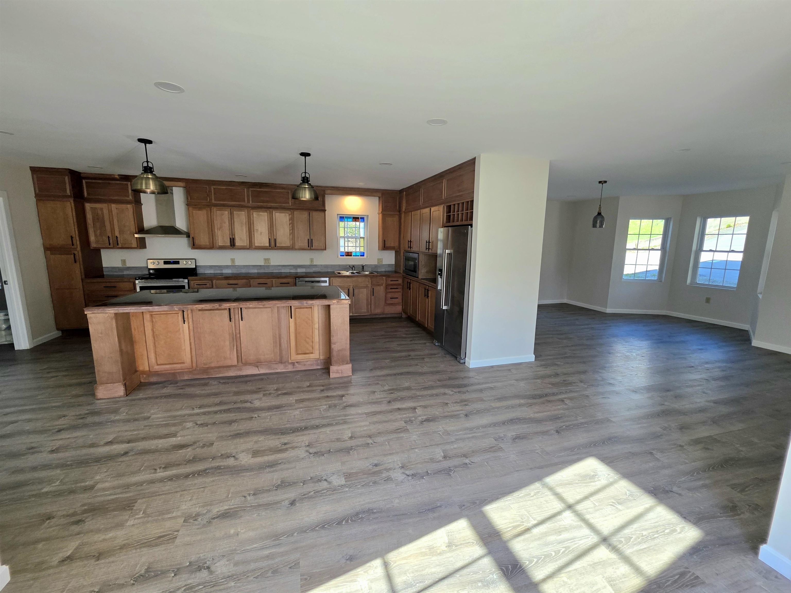 26 Mechanic Street Winchester, NH 03470 - Photo 10 of 43