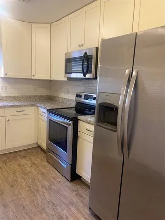 $2,100 | 2912 Webb Bridge Road, Alpharetta, GA 30009