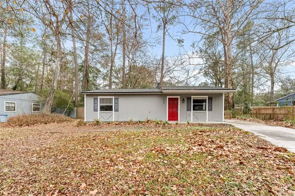 front view of house with a yard
