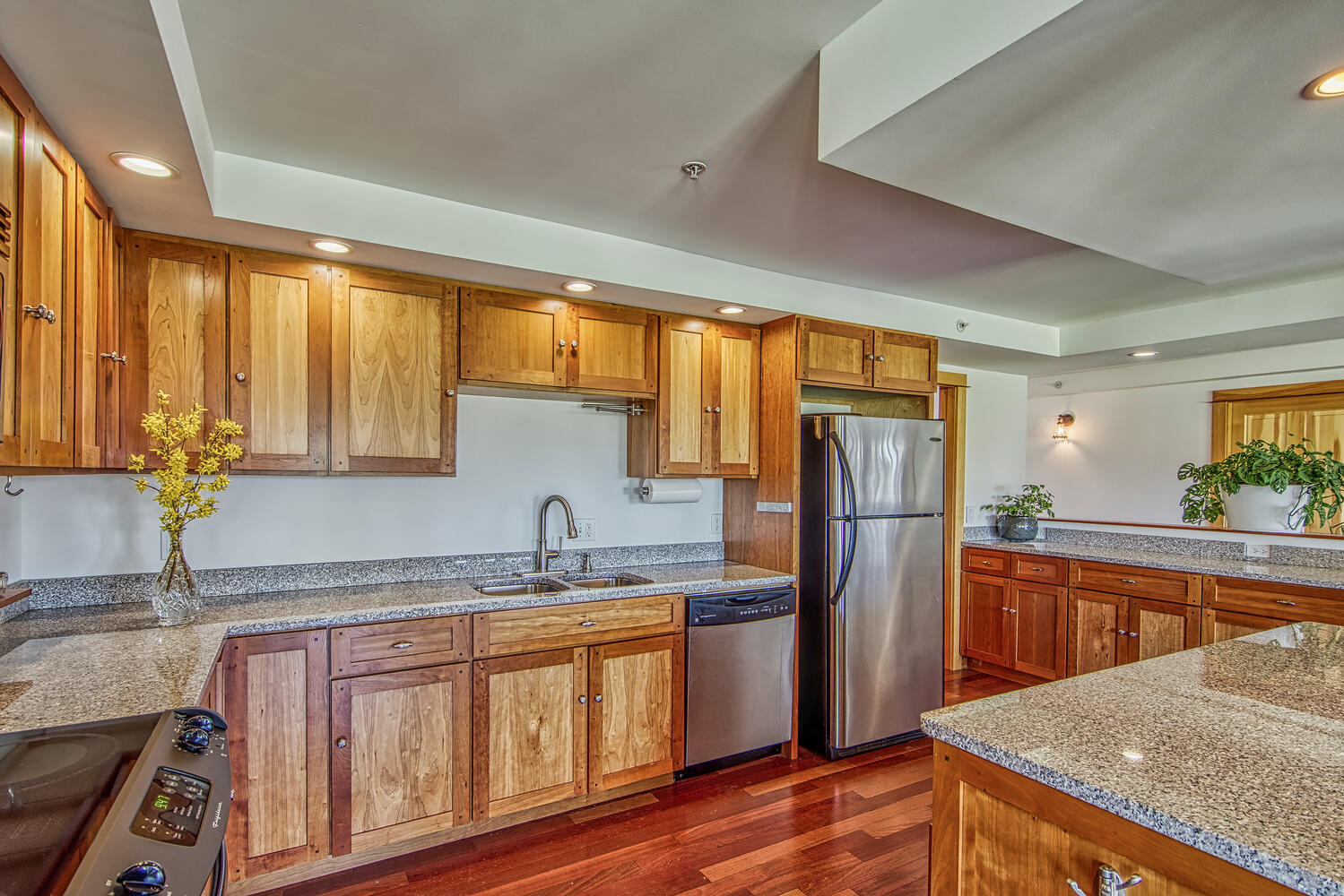60 Ellsworth Road, Unit 10 Blue Hill, ME 04614 - Photo 9 of 27 60 Ellsworth Road Unit 10-large-011-015