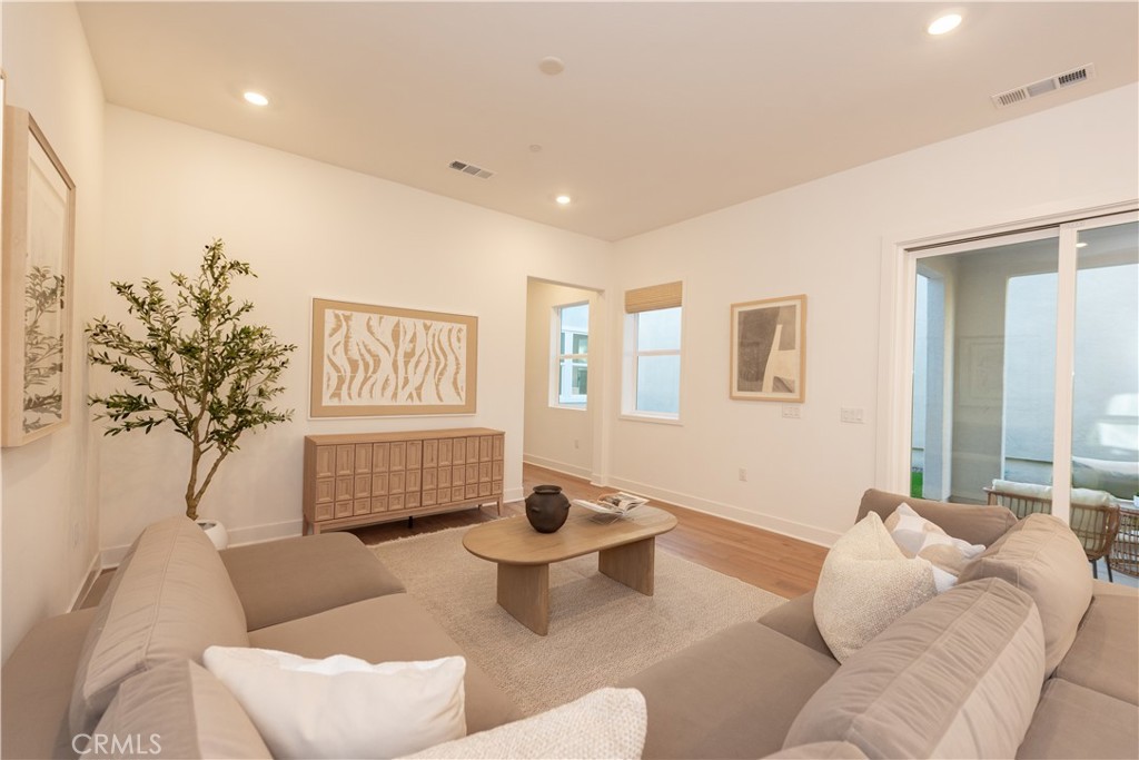 317 Sora Irvine, CA 92618 - Photo 11 of 25