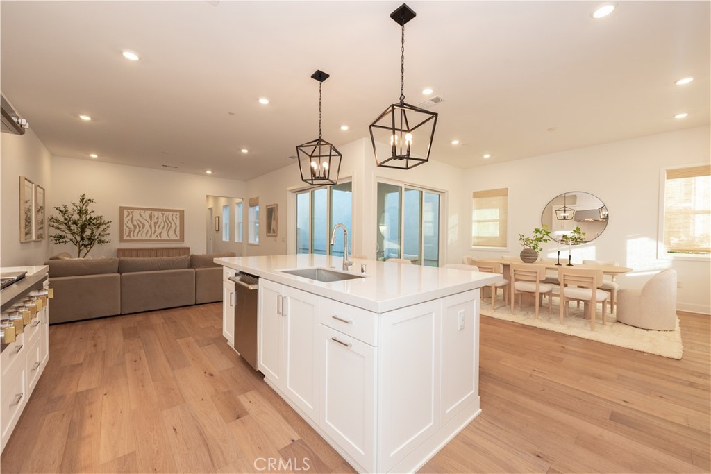 317 Sora Irvine, CA 92618 - Photo 7 of 25