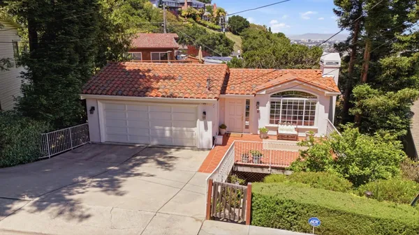 $1,998,000 | 1580 Winding Way, Belmont, CA 94002