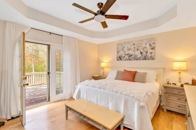 $360,000 | 2422 West Wind Drive, Soddy Daisy, TN 37379