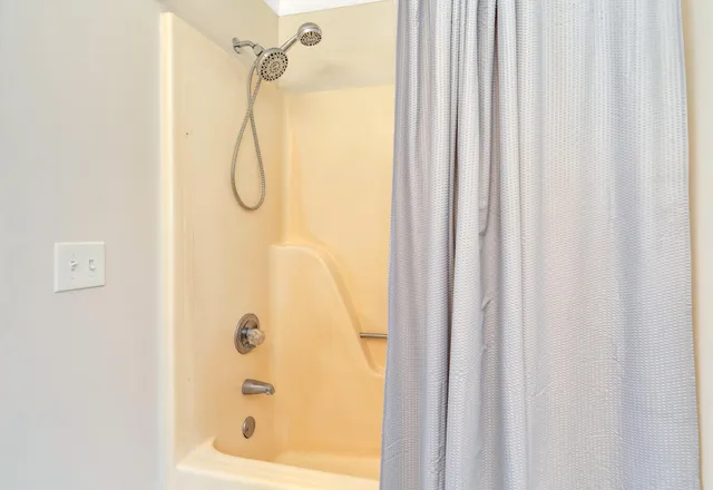 $360,000 | 2422 West Wind Drive, Soddy Daisy, TN 37379