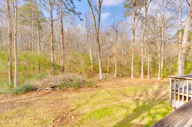 $360,000 | 2422 West Wind Drive, Soddy Daisy, TN 37379