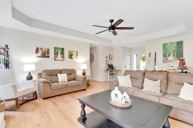 $360,000 | 2422 West Wind Drive, Soddy Daisy, TN 37379