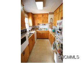 124 Longview Road Asheville, NC 28806 - Photo 6 of 10 Gallery Image 6