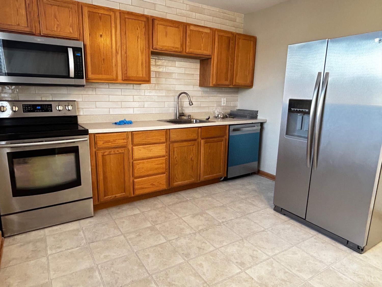 3380 North Bend Road Cincinnati, OH 45247 - Photo 15 of 38