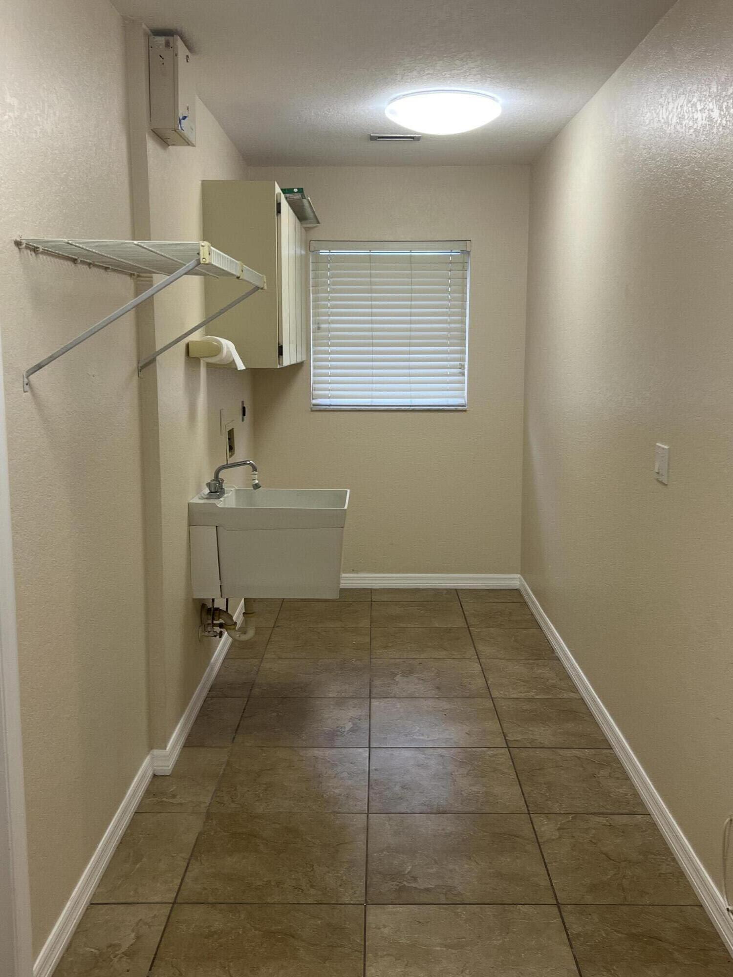 2178 Calcutta Road Punta Gorda, FL 33983 - Photo 14 of 16 IMG_0977