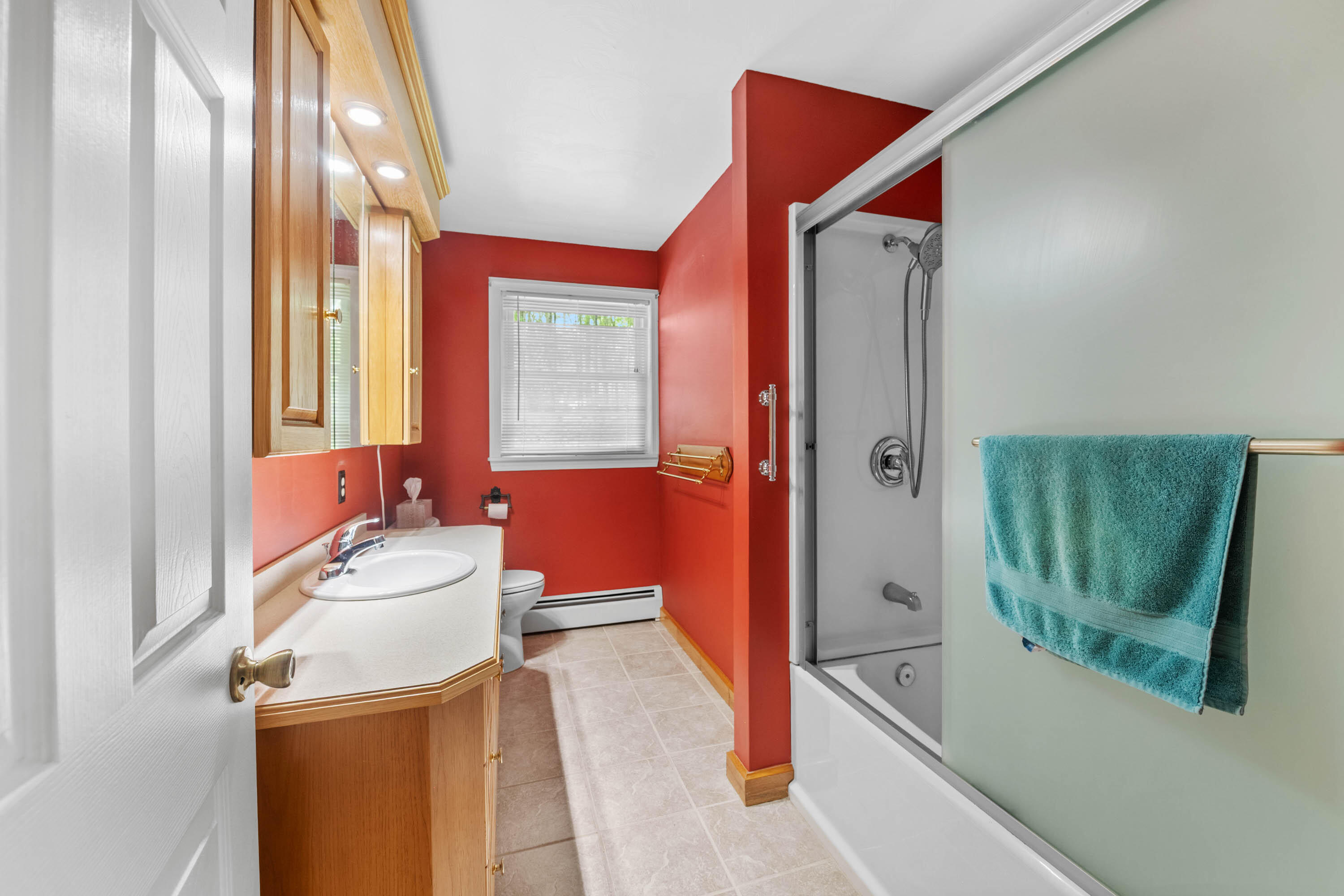 460 Pool Street Biddeford, ME 04005 - Photo 23 of 37 460 Pool St biddeford pic#18