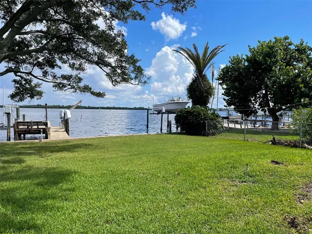 $1,645,000 | 6151 Bayou Grande Boulevard Northeast, St. Petersburg, FL 33703