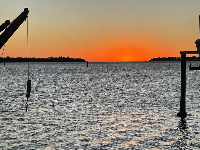 $1,645,000 | 6151 Bayou Grande Boulevard Northeast, St. Petersburg, FL 33703