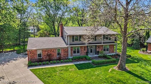 $950,000 | 23049 Nottingham Drive, Franklin, MI 48025