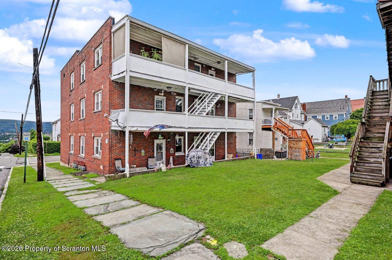 531 South Irving Avenue, Unit 4 Scranton, PA 18505 - Photo 5 of 39 531 S Irving Ave 03 Large