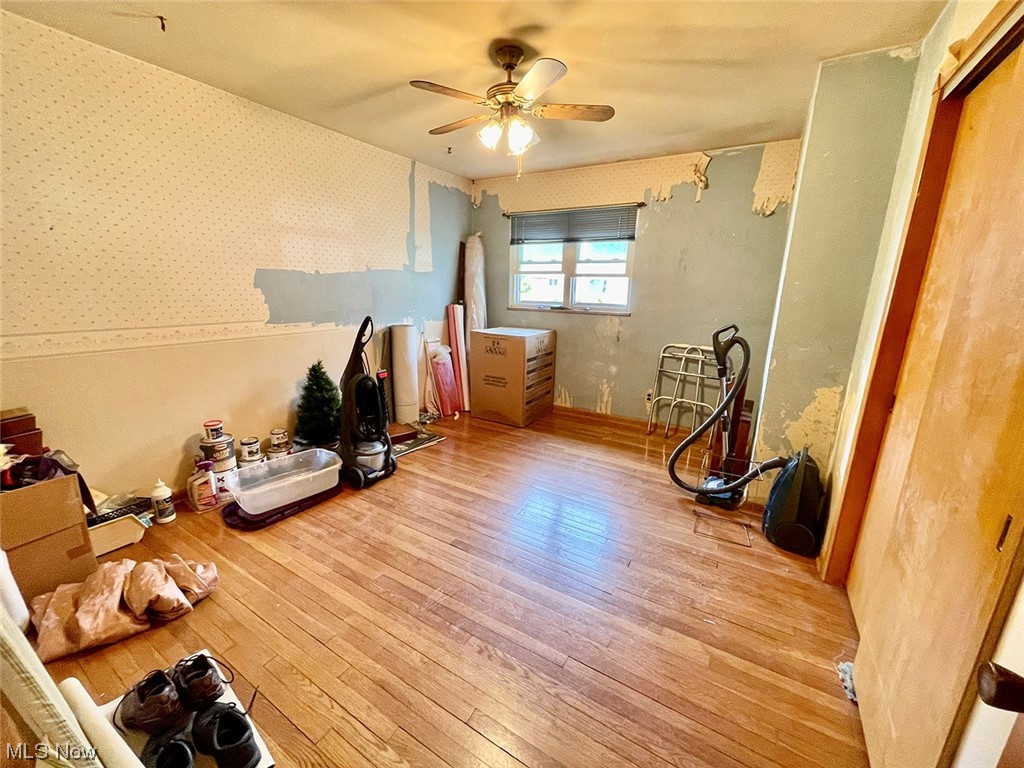 7209 Maplewood Road Parma, OH 44130 - Photo 14 of 23