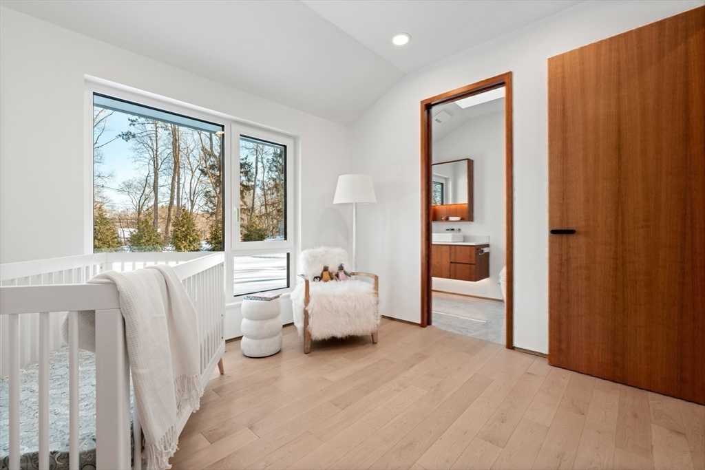 105 Summer Street Weston, MA 02493 - Photo 20 of 36